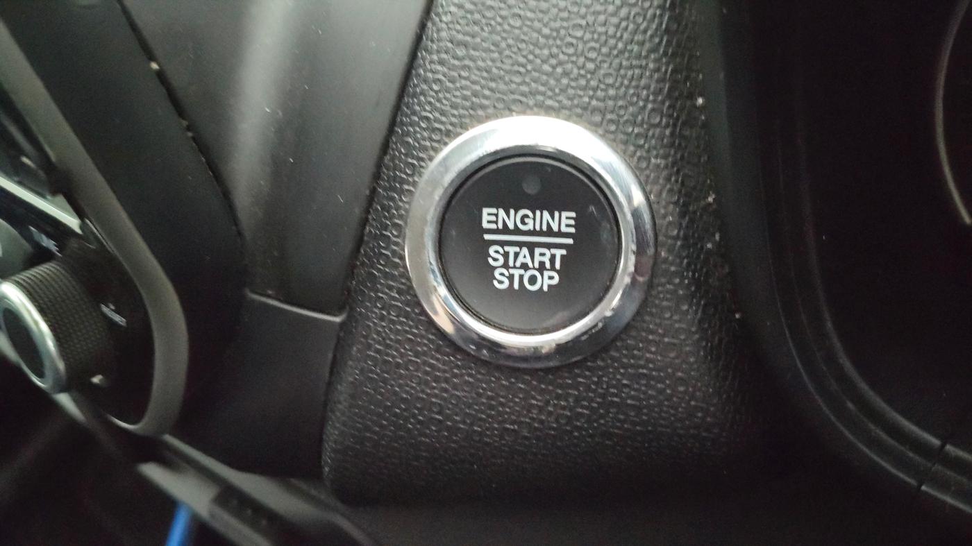 2019 Ford Ecosport TITANIUM 1.5L SIGNATURE EDITION (SUNROOF) PETROL, Petrol, Manual, 1,07,349 km, Keyless Start/ Stop Button