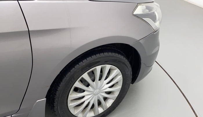 2018 Maruti Ciaz DELTA 1.4 MT PETROL, Petrol, Manual, 70,248 km, Right fender - Minor scratches