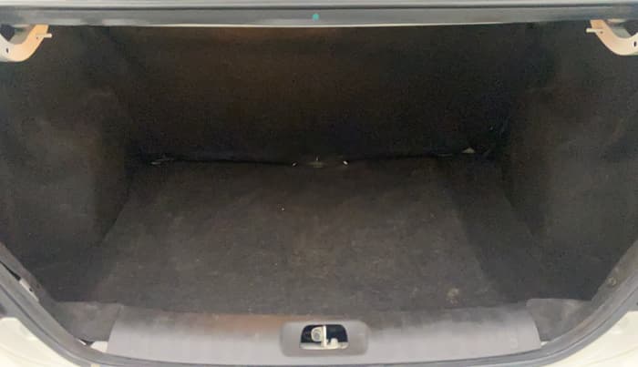 2017 Maruti Swift Dzire VXI, Petrol, Manual, 45,439 km, Boot Inside