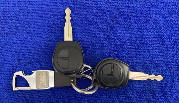 2017 Maruti Swift Dzire VXI, Petrol, Manual, 45,439 km, Key Close Up