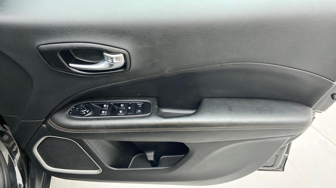 2020 Jeep Compass SPORT PLUS PETROL, Petrol, Manual, 17,866 km, Driver Side Door Panels Control