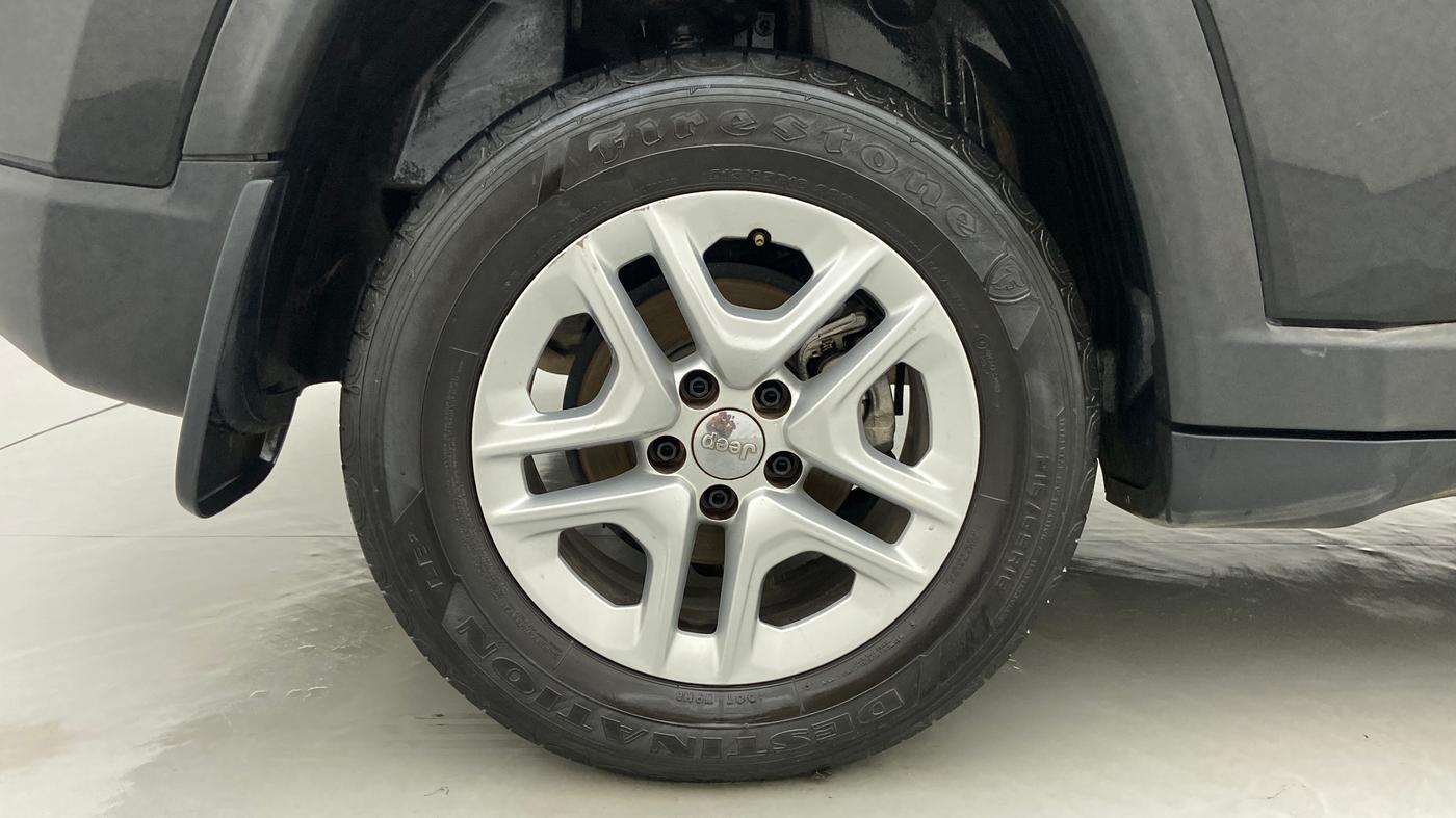 2020 Jeep Compass SPORT PLUS PETROL, Petrol, Manual, 17,866 km, Right Rear Wheel