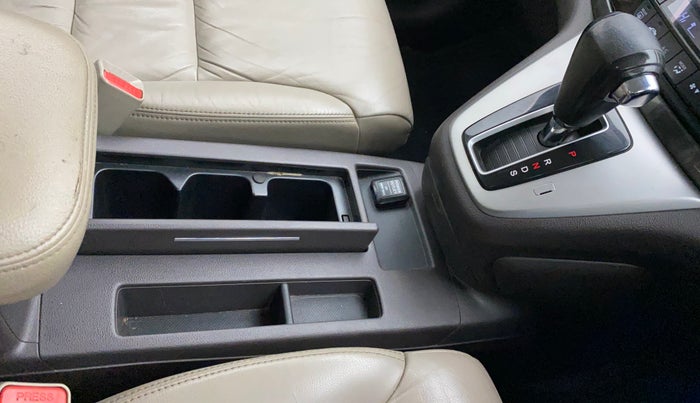 2013 Honda CRV 2.4L 4WD AVN AT, Petrol, Automatic, 1,13,035 km, Gear Lever