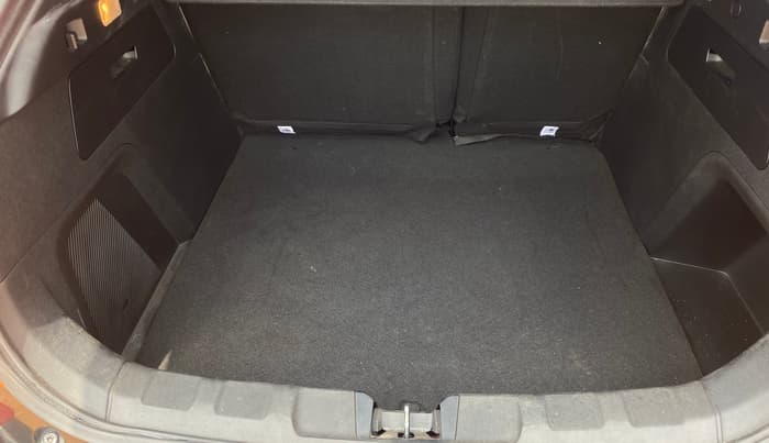 2024 Tata Curvv Accomplished S 1.2 Petrol 6MT, Petrol, Manual, 2,402 km, Boot Inside