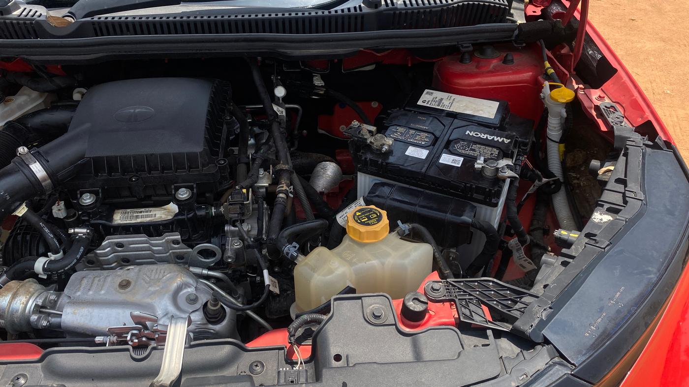 2024 Tata Curvv Accomplished S 1.2 Petrol 6MT, Petrol, Manual, 2,402 km, Engine View - Left