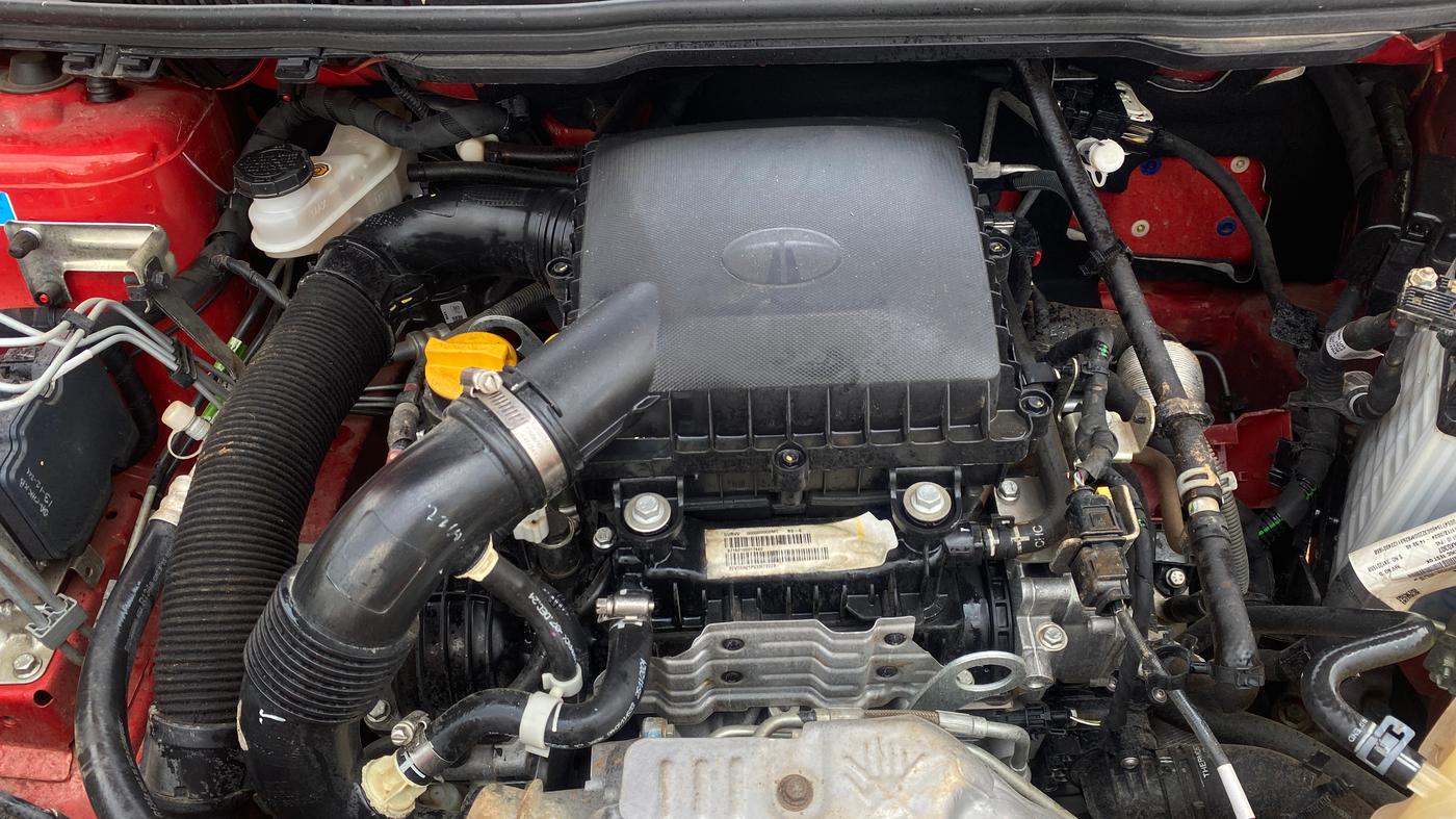 2024 Tata Curvv Accomplished S 1.2 Petrol 6MT, Petrol, Manual, 2,402 km, Engine View