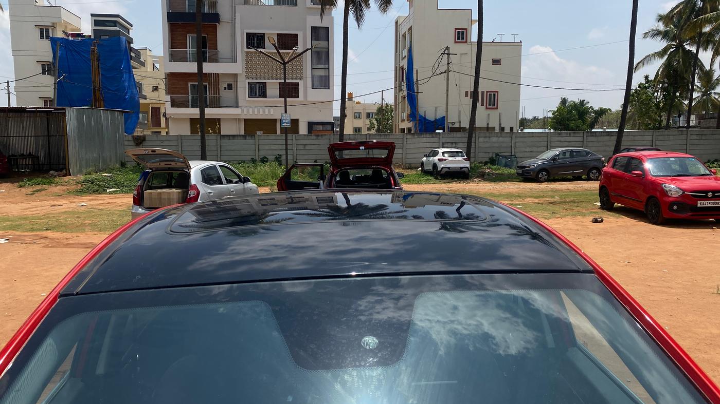 2024 Tata Curvv Accomplished S 1.2 Petrol 6MT, Petrol, Manual, 2,402 km, Moonroof/ Sunroof