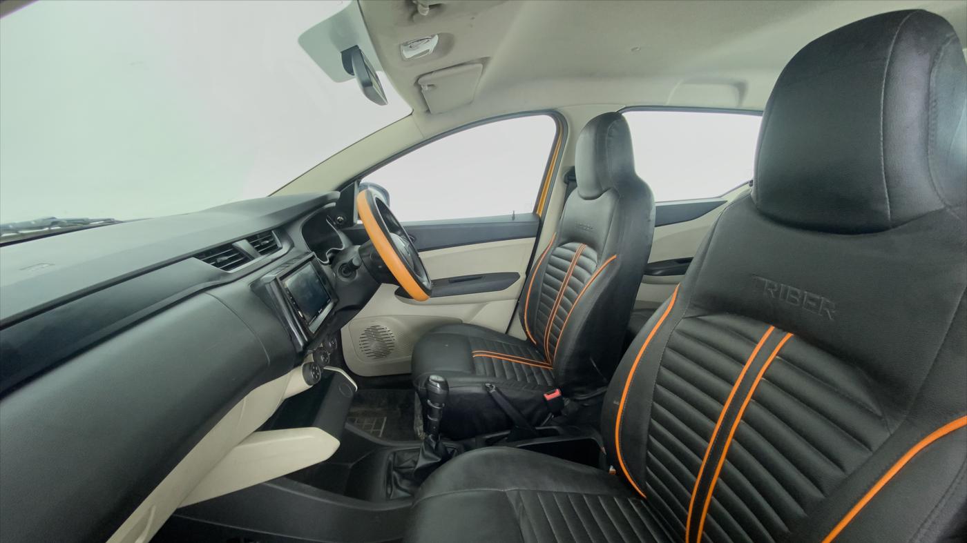 2019 Renault TRIBER RXE MT PETROL, Petrol, Manual, 12,758 km, Right Side Front Door Cabin