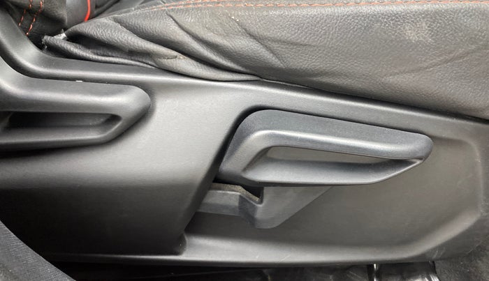 2021 Tata NEXON XZ PLUS PETROL, Petrol, Manual, 14,212 km, Driver Side Adjustment Panel