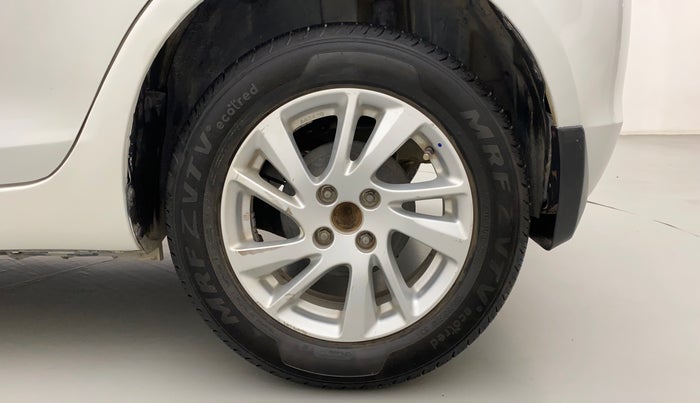 2013 Maruti Swift ZXI, Petrol, Manual, 39,406 km, Left Rear Wheel