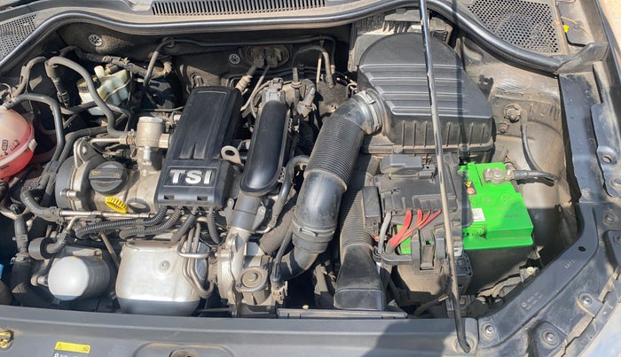 2016 Volkswagen Vento HIGHLINE PETROL AT, Petrol, Automatic, 56,035 km, Engine View - Left