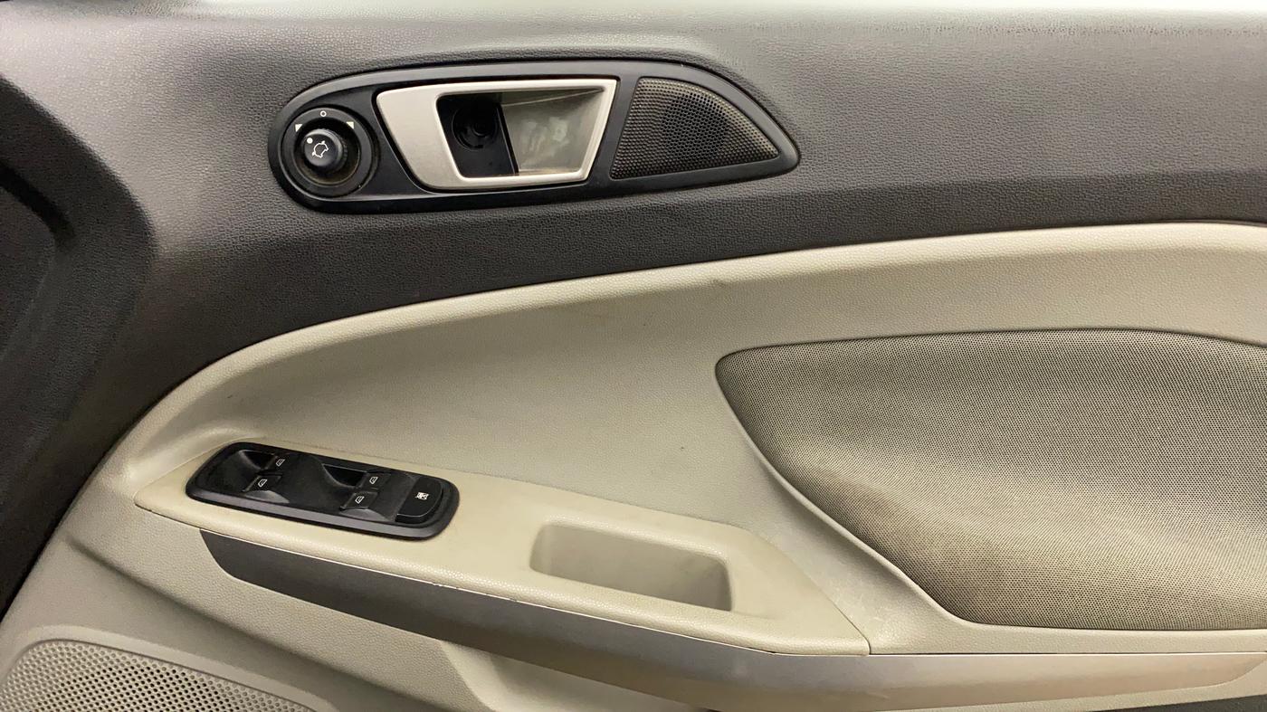 2014 Ford Ecosport TREND 1.5L PETROL, Petrol, Manual, 1,16,371 km, Driver Side Door Panels Control