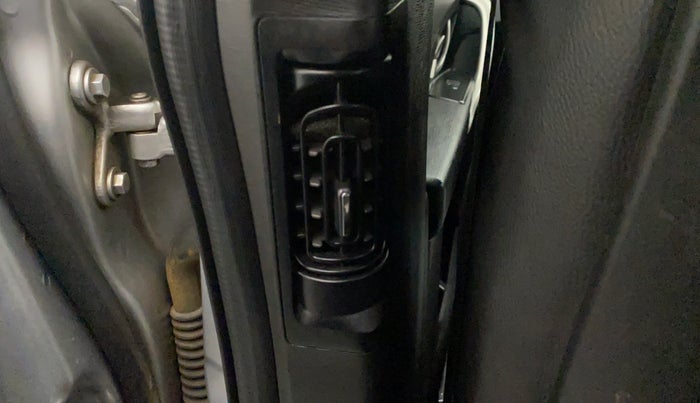 2018 Mahindra XUV500 W9 AT, Diesel, Automatic, 56,379 km, Rear AC Vents