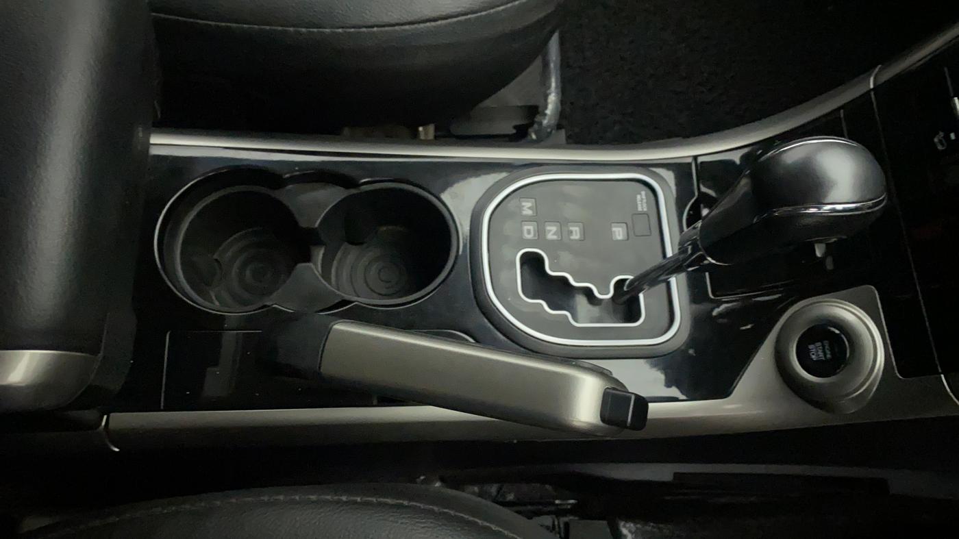 2018 Mahindra XUV500 W9 AT, Diesel, Automatic, 56,379 km, Gear Lever