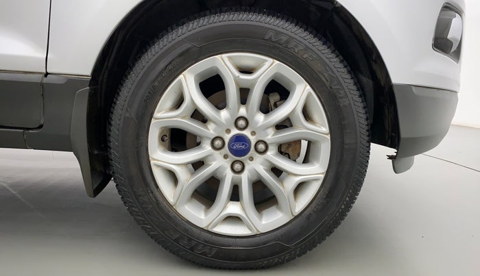 2016 Ford Ecosport 1.5 TITANIUM TI VCT AT, Petrol, Automatic, 23,486 km, Right Front Wheel