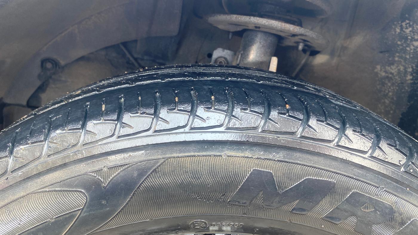 2018 Maruti Baleno DELTA PETROL 1.2, Petrol, Manual, 57,003 km, Left Front Tyre Tread