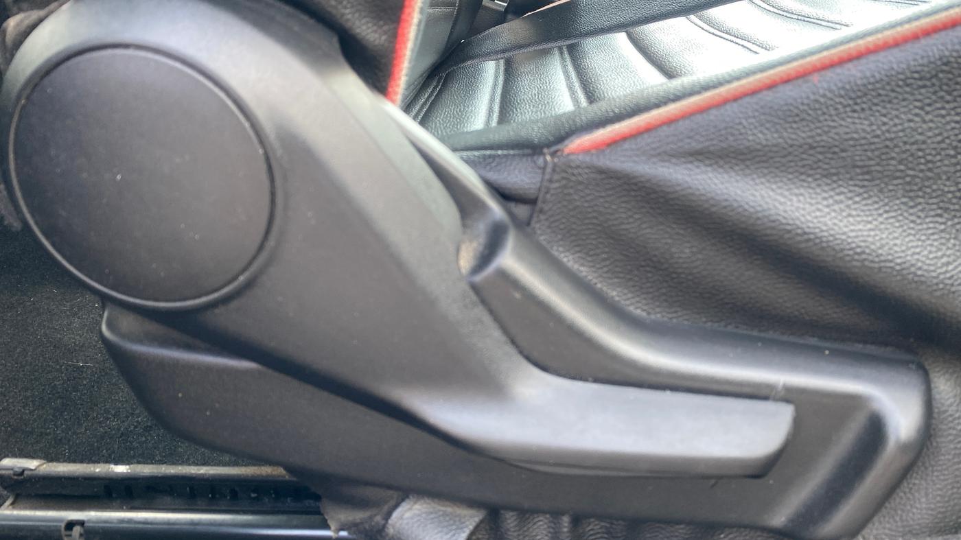2018 Maruti Baleno DELTA PETROL 1.2, Petrol, Manual, 57,003 km, Driver Side Adjustment Panel