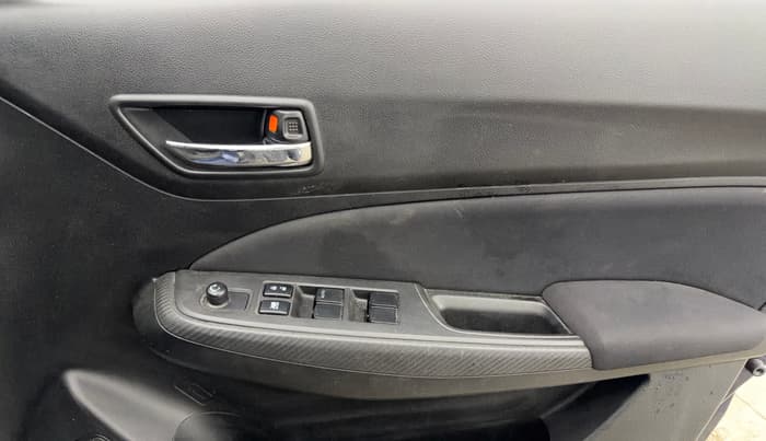2023 Maruti Swift VXI, Petrol, Manual, 29,349 km, Driver Side Door Panels Control