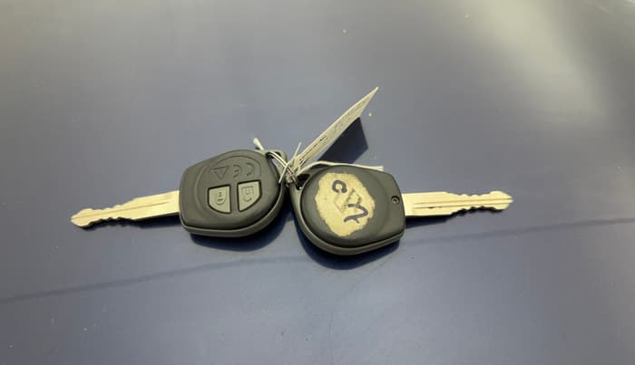 2023 Maruti Swift VXI, Petrol, Manual, 29,349 km, Key Close Up