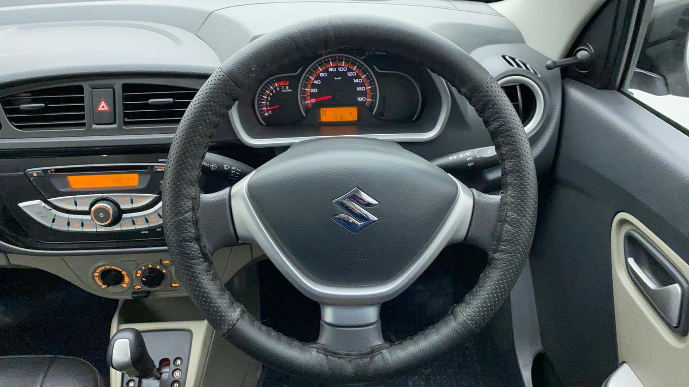 2019 Maruti Alto K10 VXI AMT P, Petrol, Automatic, 576 km, Steering Wheel Close Up