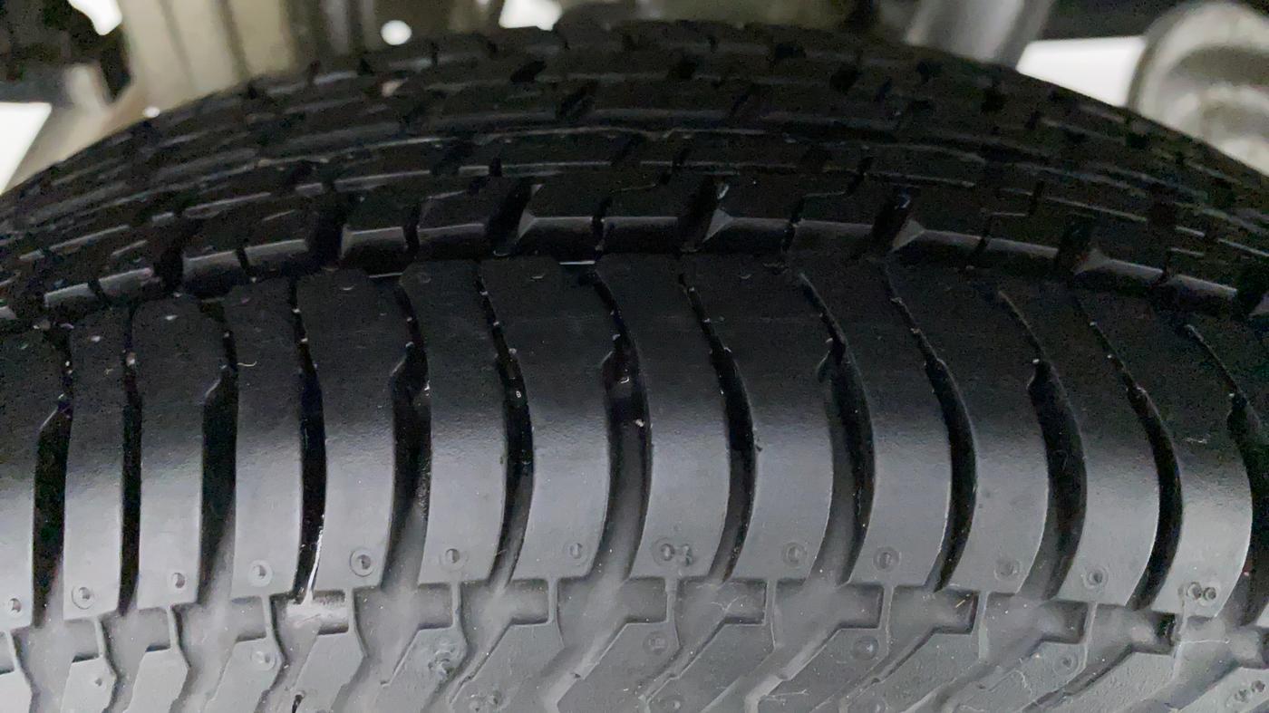 2019 Maruti Alto K10 VXI AMT P, Petrol, Automatic, 576 km, Right Rear Tyre Tread