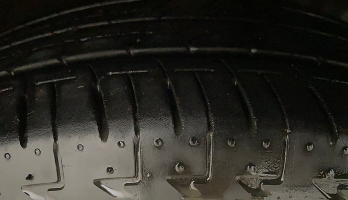 2023 Maruti Celerio ZXI AMT, Petrol, Automatic, 27,854 km, Right Front Tyre Tread