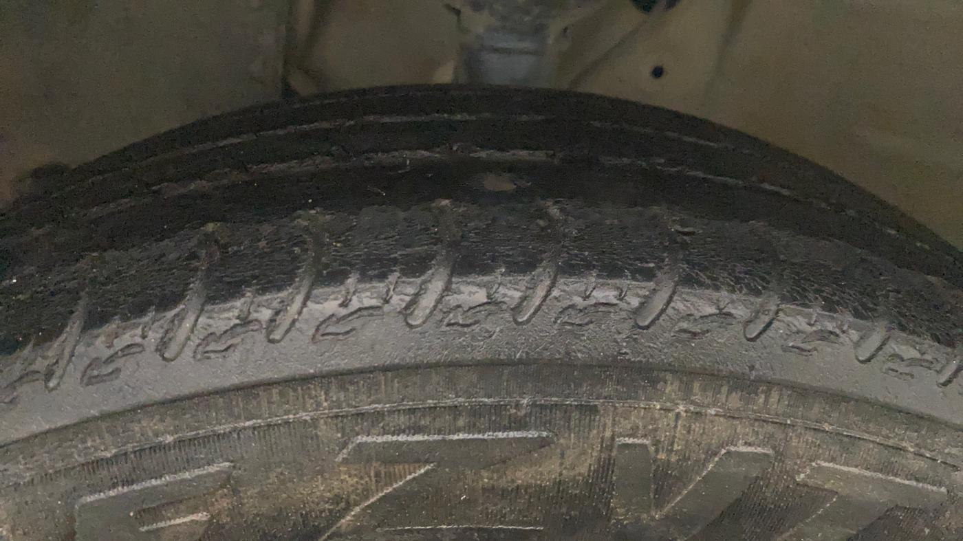 2022 Maruti New Wagon-R ZXI 1.2 AMT, Petrol, Automatic, 41,646 km, Left Front Tyre Tread