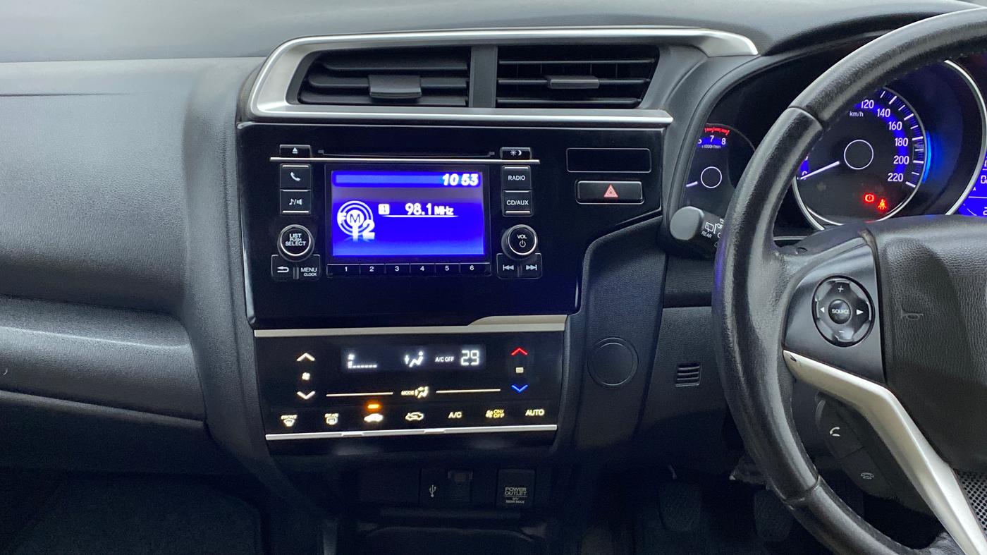2018 Honda Jazz 1.2L I-VTEC V, Petrol, Manual, 25,438 km, Air Conditioner