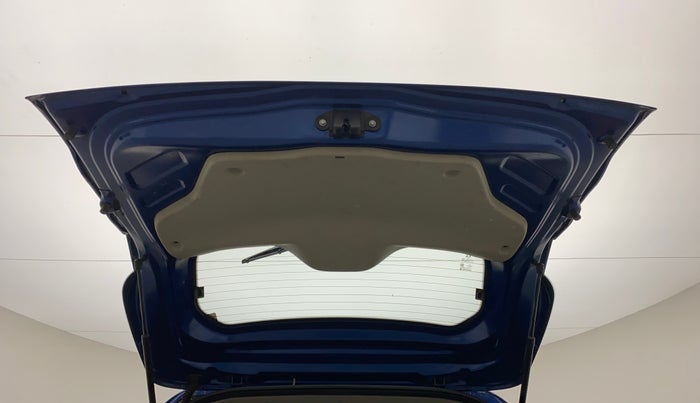 2019 Renault TRIBER RXZ, Petrol, Manual, 52,155 km, Boot Door Open
