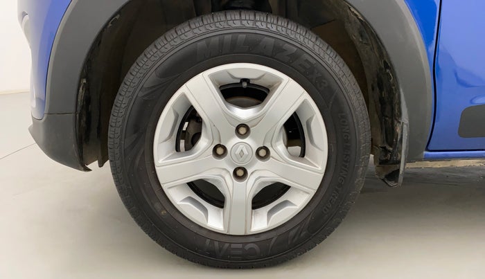 2019 Renault TRIBER RXZ, Petrol, Manual, 52,155 km, Left Front Wheel