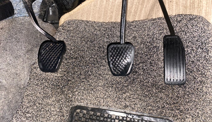 2015 Honda Amaze 1.2L I-VTEC S, Petrol, Manual, 1,45,044 km, Pedals