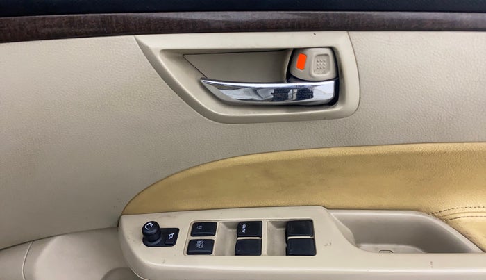 2016 Maruti Swift Dzire ZDI AMT, Diesel, Automatic, 1,19,730 km, Driver Side Door Panels Control