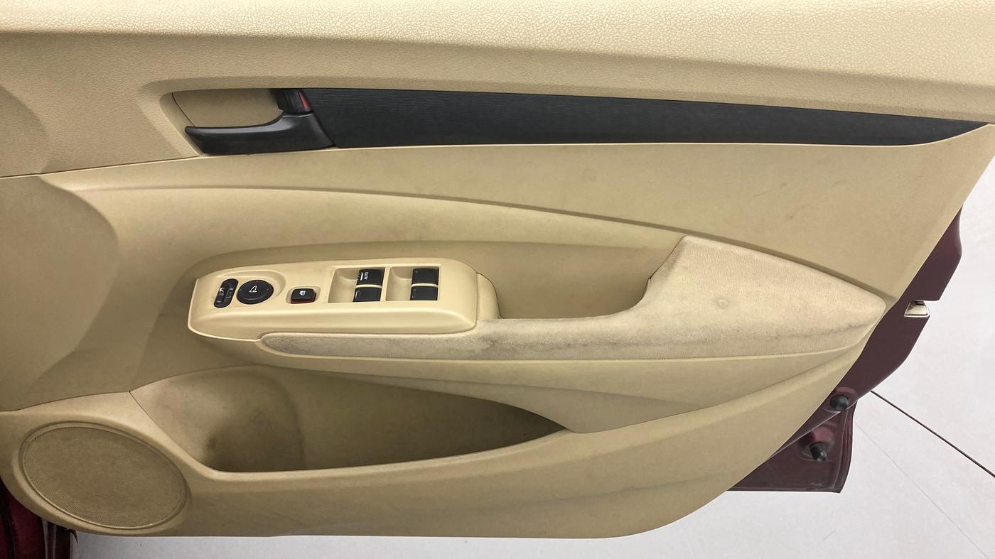 2013 Honda City 1.5L I-VTEC S MT, Petrol, Manual, 80,903 km, Driver Side Door Panels Control