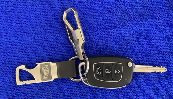 2022 Hyundai GRAND I10 NIOS SPORTZ 1.2 KAPPA VTVT CNG, CNG, Manual, 28,071 km, Key Close Up