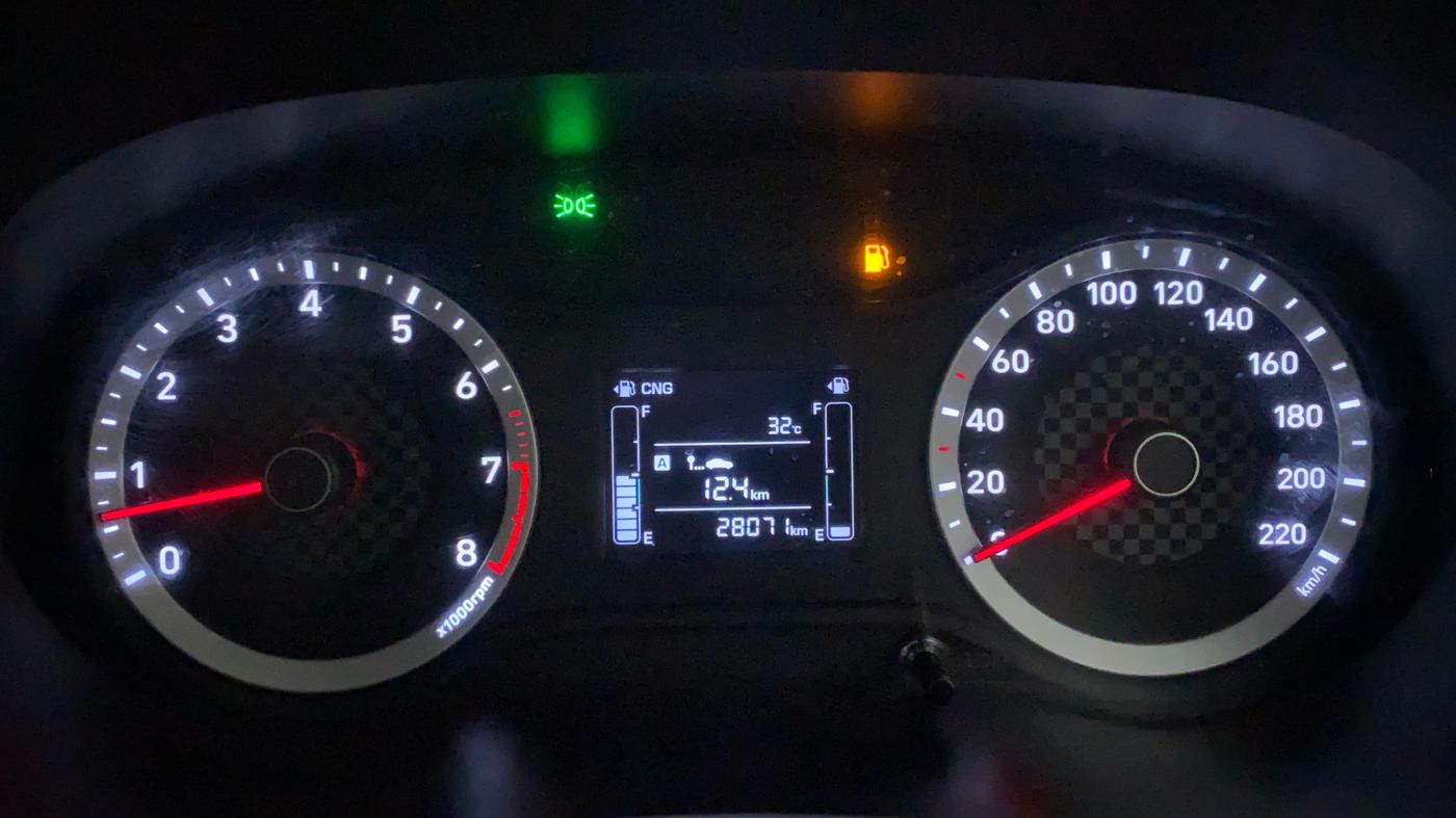 2022 Hyundai GRAND I10 NIOS SPORTZ 1.2 KAPPA VTVT CNG, CNG, Manual, 28,071 km, Odometer Image