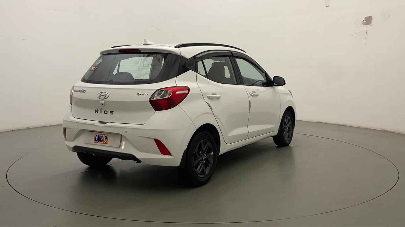 2022 Hyundai GRAND I10 NIOS SPORTZ 1.2 KAPPA VTVT CNG, CNG, Manual, 28,071 km, Right Back Diagonal