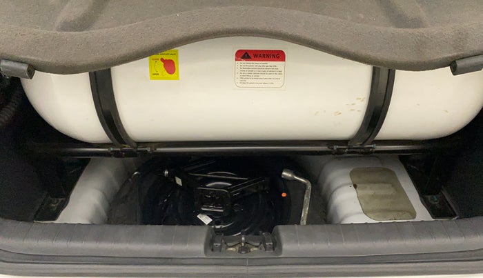 2022 Hyundai GRAND I10 NIOS SPORTZ 1.2 KAPPA VTVT CNG, CNG, Manual, 28,071 km, Boot Inside