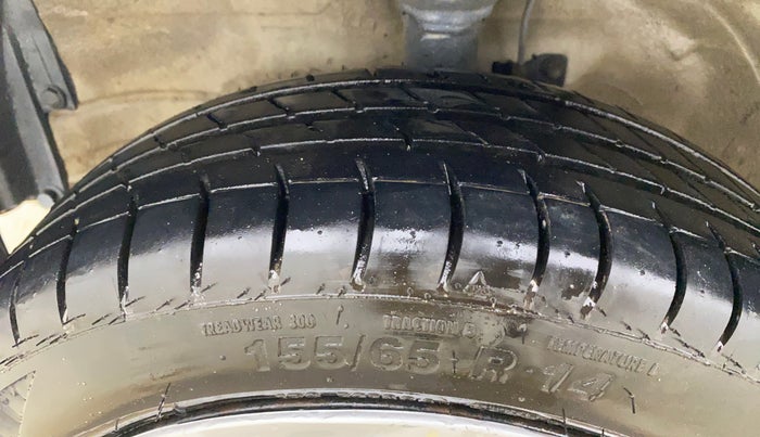 2017 Maruti Wagon R 1.0 VXI, Petrol, Manual, 62,890 km, Left Front Tyre Tread