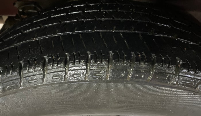 2015 Hyundai Grand i10 MAGNA 1.1 CRDI, Diesel, Manual, 84,611 km, Right Rear Tyre Tread