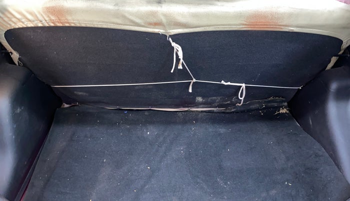 2015 Hyundai Grand i10 MAGNA 1.1 CRDI, Diesel, Manual, 84,611 km, Boot Inside