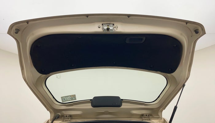 2011 Toyota Etios Liva G, Petrol, Manual, 51,539 km, Boot Door Open