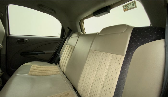 2011 Toyota Etios Liva G, Petrol, Manual, 51,539 km, Right Side Rear Door Cabin
