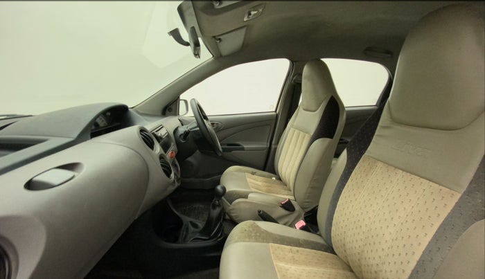 2011 Toyota Etios Liva G, Petrol, Manual, 51,539 km, Right Side Front Door Cabin