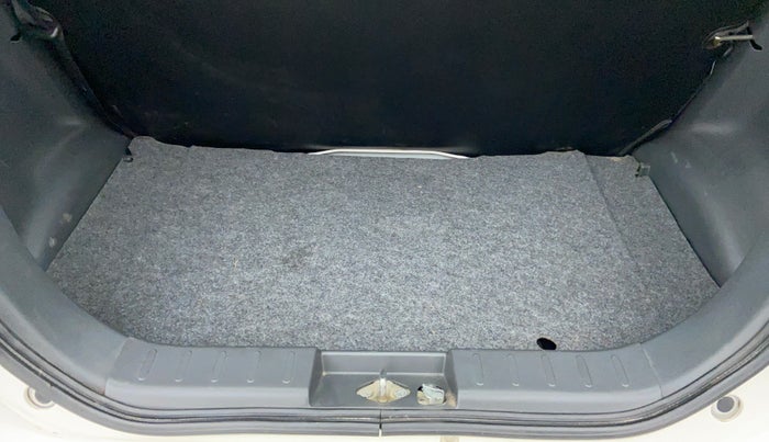 2018 Maruti Alto K10 LXI P, Petrol, Manual, 9,888 km, Boot Inside