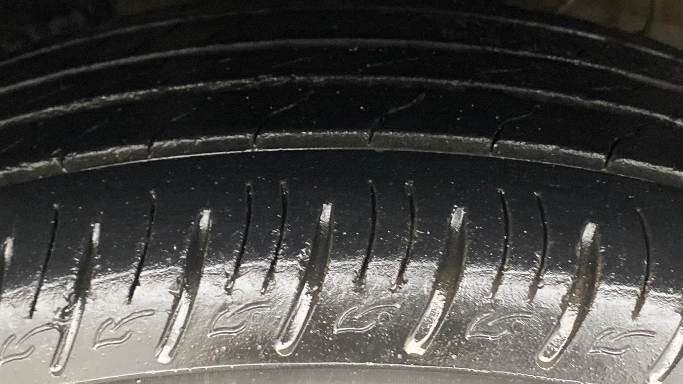 2020 Hyundai VENUE SX 1.0 TURBO IMT, Petrol, Manual, 34,276 km, Left Front Tyre Tread