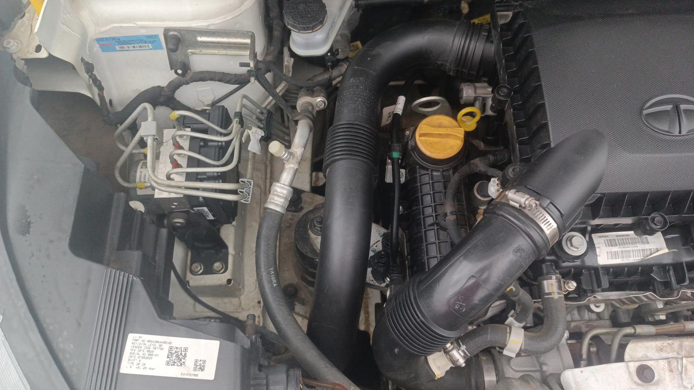 2020 Tata NEXON XM PETROL, Petrol, Manual, 46,703 km, Engine View - Right