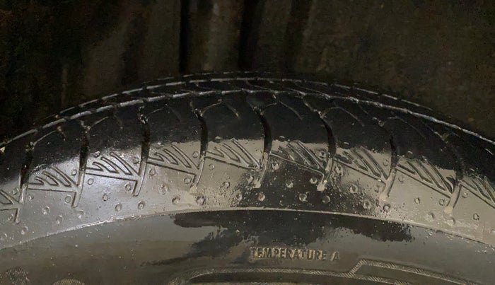 2024 Maruti Grand Vitara SIGMA SMART HYBRID, Petrol, Manual, 25,818 km, Right Rear Tyre Tread
