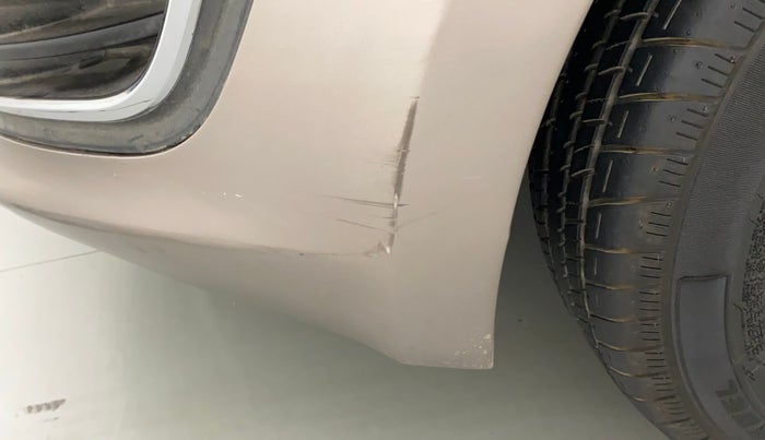 2014 Hyundai i20 MAGNA (O) 1.2, Petrol, Manual, 1,03,008 km, Front bumper - Minor scratches