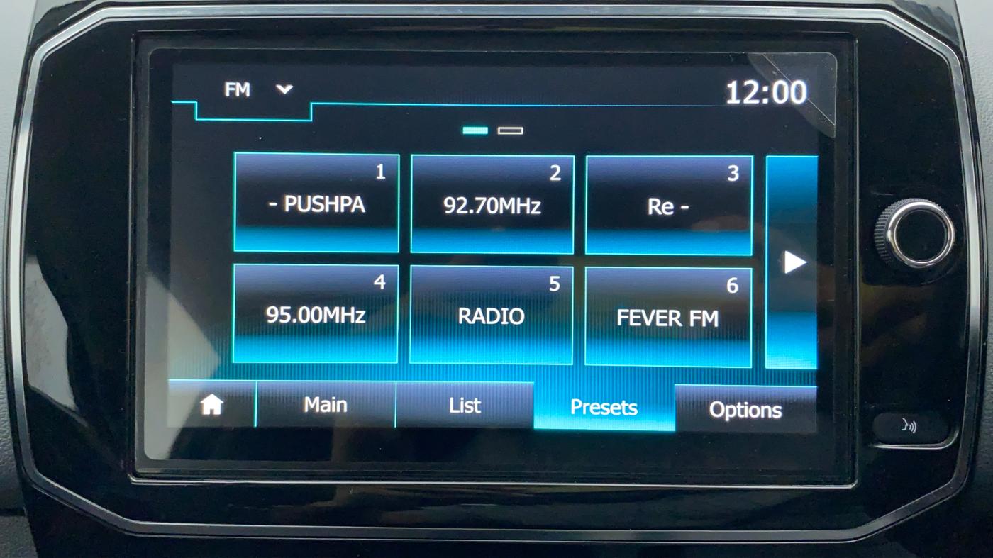 2019 Renault Kwid 1.0 RXT Opt, Petrol, Manual, 10,720 km, Infotainment System