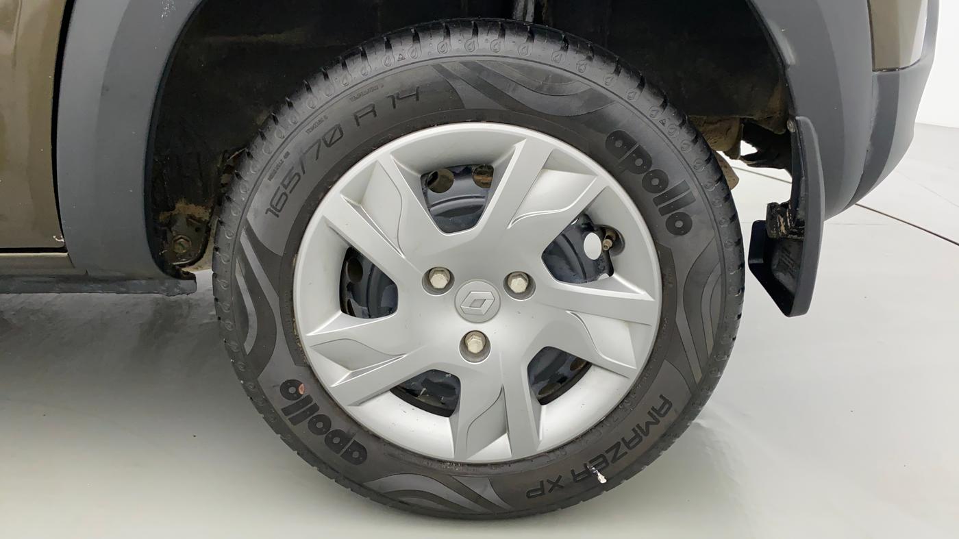 2019 Renault Kwid 1.0 RXT Opt, Petrol, Manual, 10,720 km, Left Rear Wheel